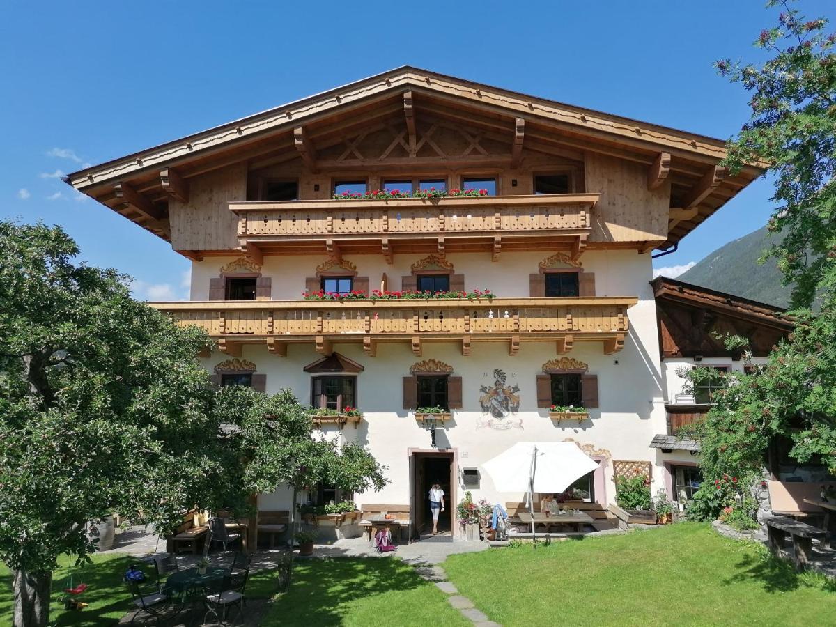 Отель Fleckhof Нойштифт-им-Штубайталь Экстерьер фото