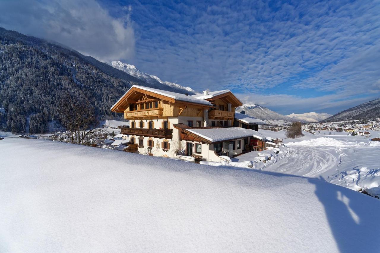 Отель Fleckhof Нойштифт-им-Штубайталь Экстерьер фото